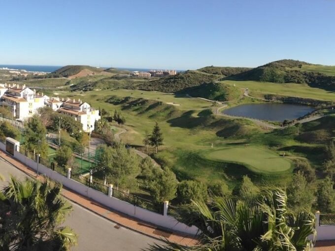 Golf apartment in La Cala – photo 1