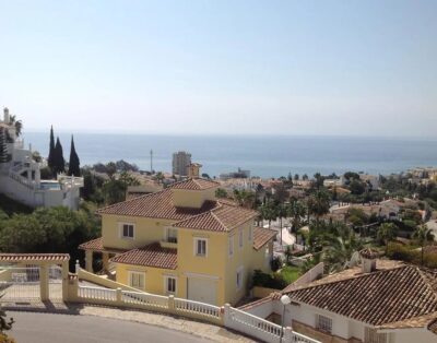 Rækkehus med havudsigt i Riviera del Sol
