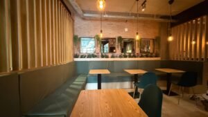 Hotdesk Spaces Available at Momentum Calle Larios Malaga Centro!