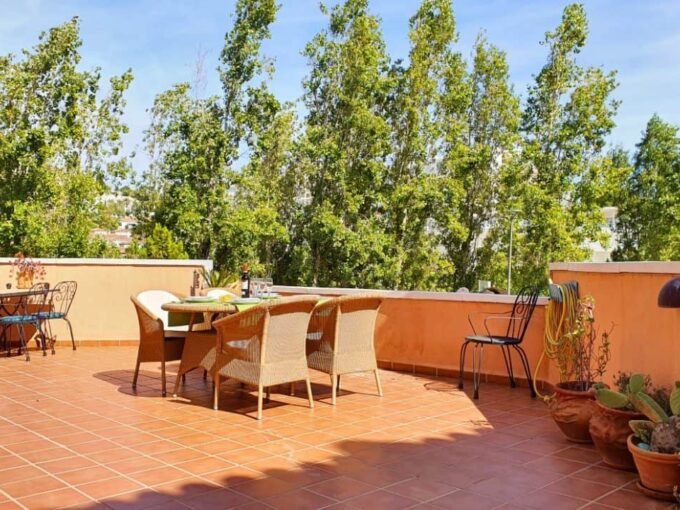 Holiday apartment in Reserva del Higueron – photo 1