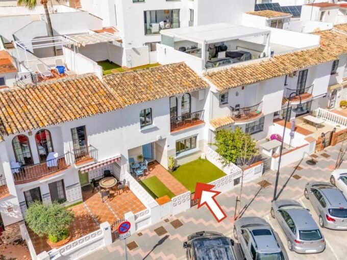 Lovely townhouse by the beach – photo 1